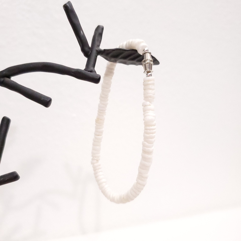 Puka White Shell Bracelet